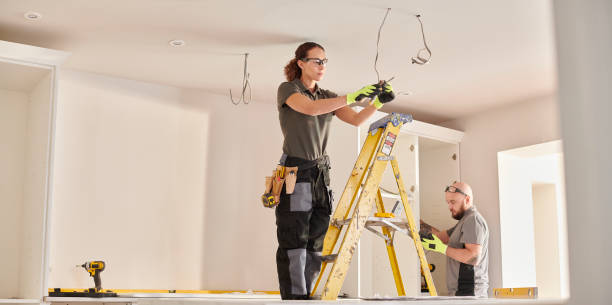 Best Emergency Electrical Repair  in Rochester, MI